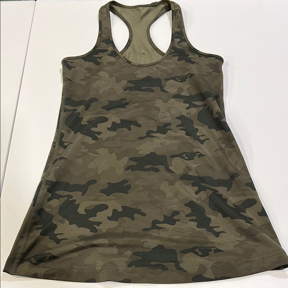 Lululemon -‎ Cool Racer, camo/fatigues tank